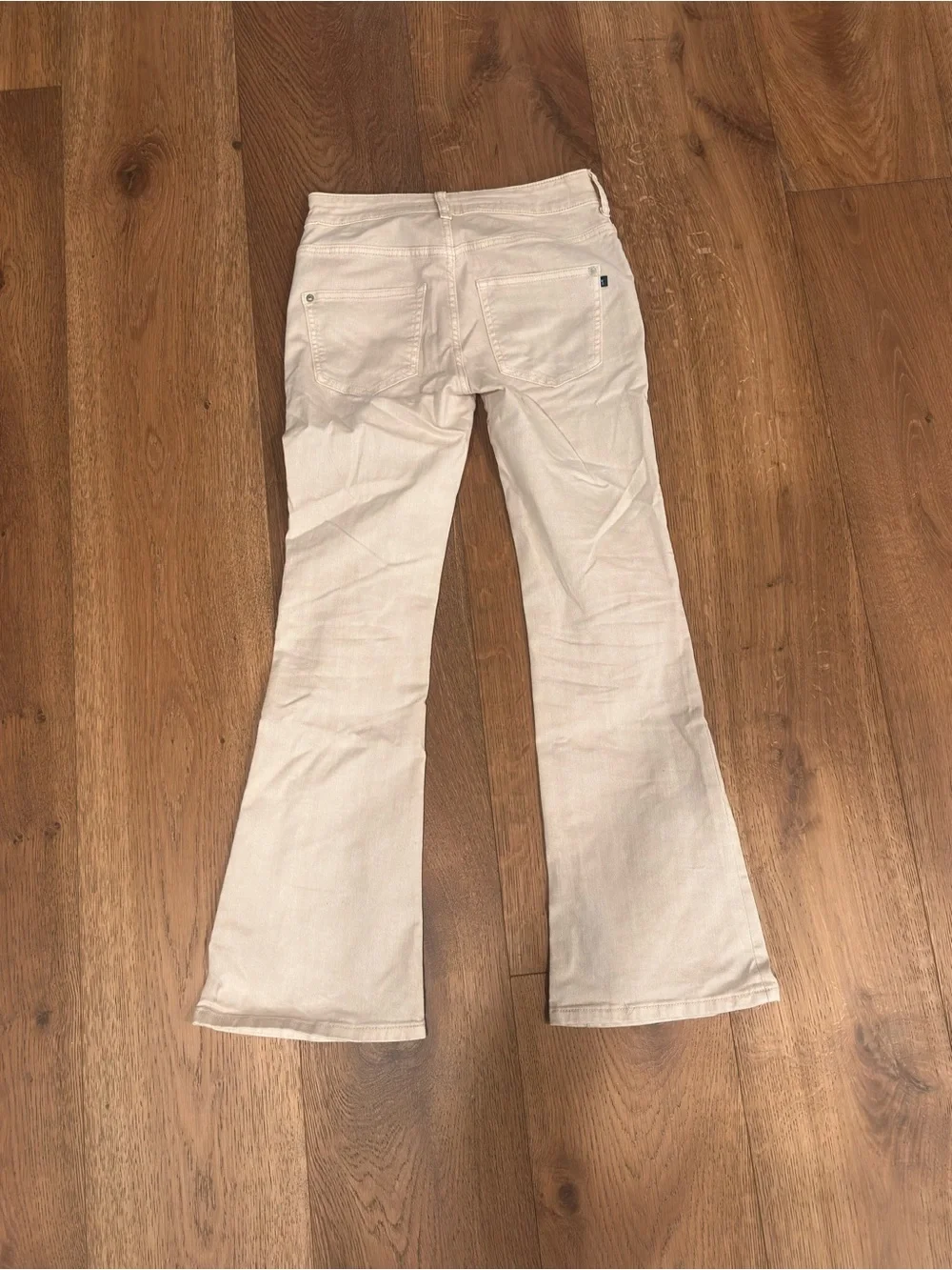 Anthropologie Cream Flare Icon Jeans